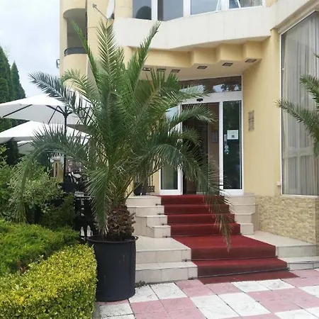 Imperial 3*